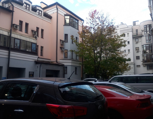 Продам многокомнатную квартиру, Арбат ул, 45к24, Москва г