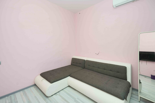 Продам однокомнатную (1-комн.) квартиру, Старокубанская ул, 137к2, Краснодар г