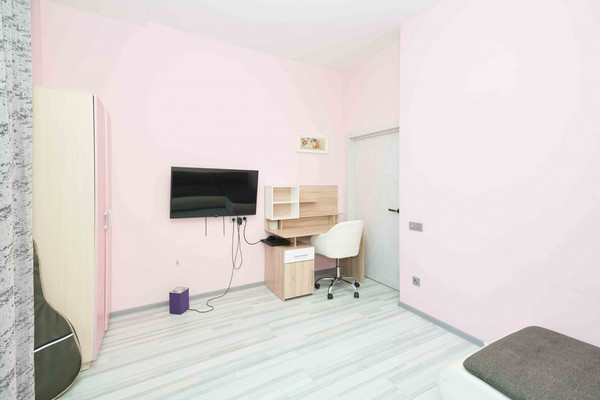 Продам однокомнатную (1-комн.) квартиру, Старокубанская ул, 137к2, Краснодар г