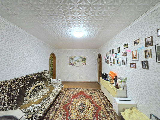 Продам трехкомнатную (3-комн.) квартиру, Комсомольская ул, 27, Кокино д