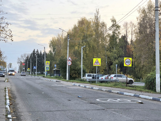 Продам трехкомнатную (3-комн.) квартиру, Комсомольская ул, 27, Кокино д