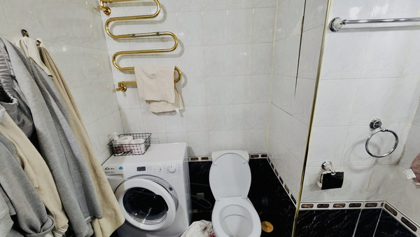 Продам двухкомнатную (2-комн.) квартиру, Балаклавский пр-кт, 2бк3, Москва г