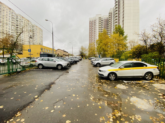 Продам двухкомнатную (2-комн.) квартиру, Балаклавский пр-кт, 2бк3, Москва г