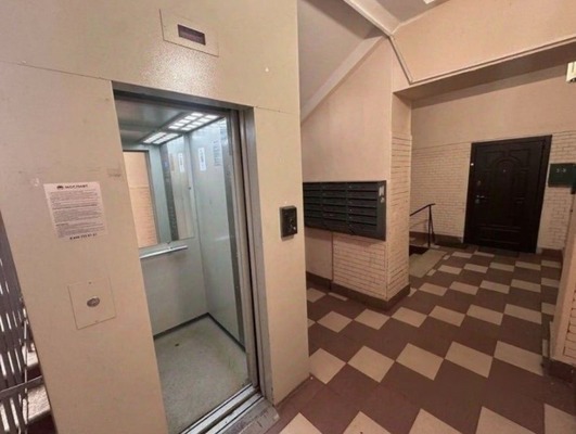 Продам двухкомнатную (2-комн.) квартиру, Молодёжная ул, 3, Москва г
