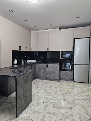 Сдам двухкомнатную (2-комн.) квартиру, Семигорская ул, 18, Краснодар г