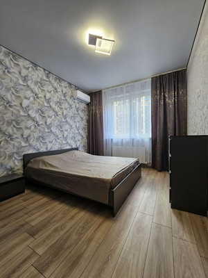 Сдам двухкомнатную (2-комн.) квартиру, Семигорская ул, 18, Краснодар г