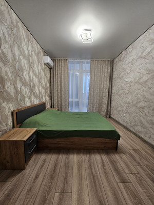 Сдам двухкомнатную (2-комн.) квартиру, Семигорская ул, 18, Краснодар г