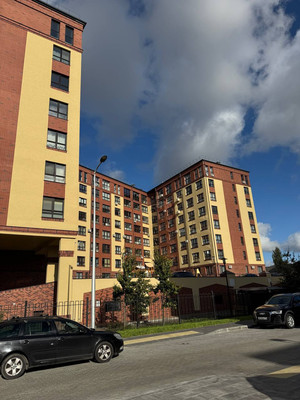 Продам трехкомнатную (3-комн.) квартиру, Куйбышева ул, 2, Калининград г