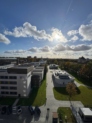 Продам трехкомнатную (3-комн.) квартиру, Куйбышева ул, 2, Калининград г