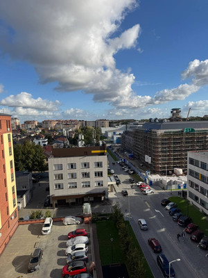 Продам трехкомнатную (3-комн.) квартиру, Куйбышева ул, 2, Калининград г