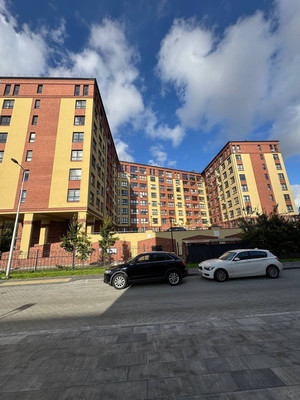 Продам трехкомнатную (3-комн.) квартиру, Куйбышева ул, 2, Калининград г