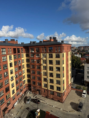 Продам трехкомнатную (3-комн.) квартиру, Куйбышева ул, 2, Калининград г