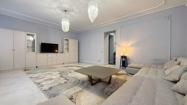 Продам двухкомнатную (2-комн.) квартиру, 5-я Советская ул, 28, Санкт-Петербург г