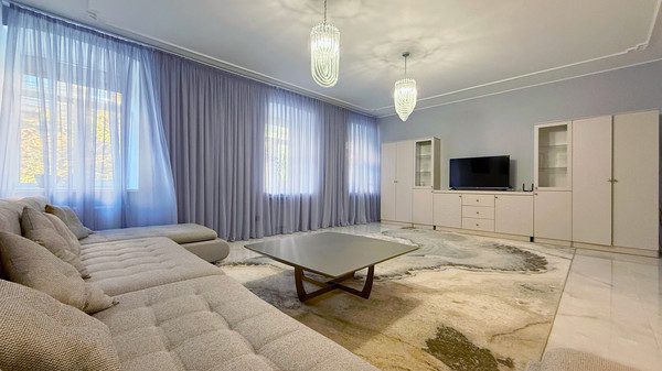 Продам двухкомнатную (2-комн.) квартиру, 5-я Советская ул, 28, Санкт-Петербург г