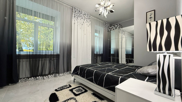 Продам двухкомнатную (2-комн.) квартиру, 5-я Советская ул, 28, Санкт-Петербург г