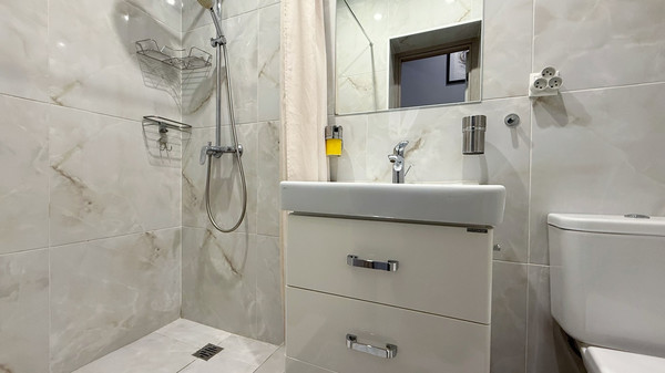 Продам двухкомнатную (2-комн.) квартиру, 5-я Советская ул, 28, Санкт-Петербург г