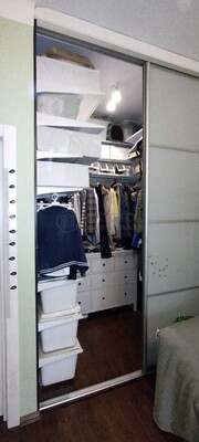 Продам трехкомнатную (3-комн.) квартиру, Новозаводская ул, 25к4, Москва г