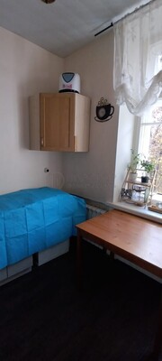 Продам трехкомнатную (3-комн.) квартиру, Новозаводская ул, 25к4, Москва г
