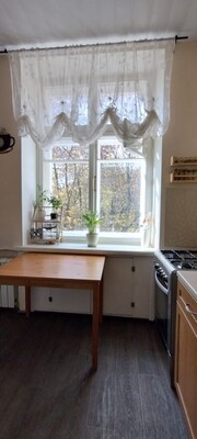 Продам трехкомнатную (3-комн.) квартиру, Новозаводская ул, 25к4, Москва г