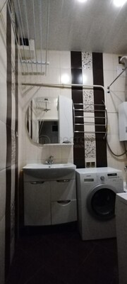 Продам трехкомнатную (3-комн.) квартиру, Новозаводская ул, 25к4, Москва г