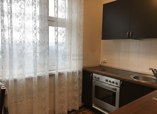 Продам однокомнатную (1-комн.) квартиру, Юрловский проезд, 14к1, Москва г