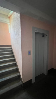 Продам двухкомнатную (2-комн.) квартиру, Тверская ул, 44, Колпино г