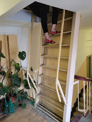 Продам однокомнатную (1-комн.) квартиру, Староконюшенный пер, 37, Москва г