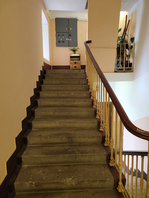 Продам однокомнатную (1-комн.) квартиру, Староконюшенный пер, 37, Москва г