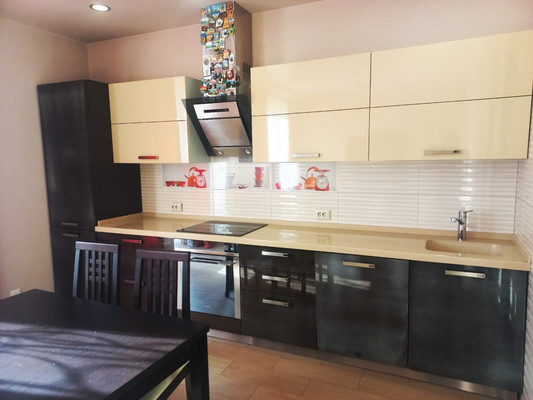Продам многокомнатную квартиру, Лермонтова ул, 81/7, Иркутск г