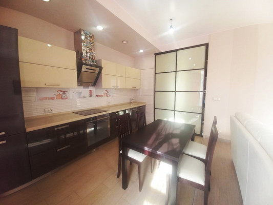 Продам многокомнатную квартиру, Лермонтова ул, 81/7, Иркутск г