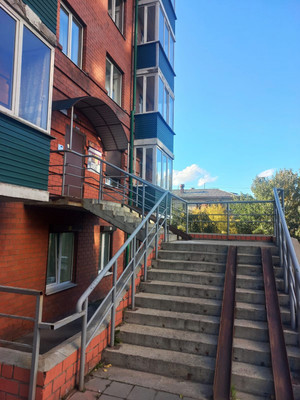 Продам многокомнатную квартиру, Лермонтова ул, 81/7, Иркутск г