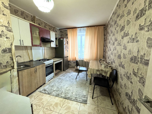 Продам трехкомнатную (3-комн.) квартиру, Авиационная ул, 25, Брянск г