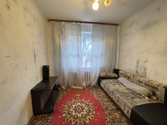 Продам трехкомнатную (3-комн.) квартиру, Авиационная ул, 25, Брянск г