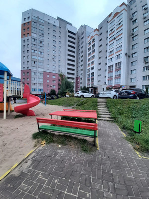 Продам трехкомнатную (3-комн.) квартиру, Авиационная ул, 25, Брянск г