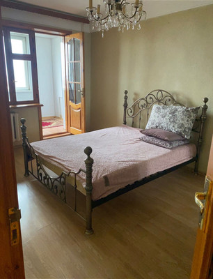 Сдам трехкомнатную (3-комн.) квартиру, Перова ул, 11, Махачкала г
