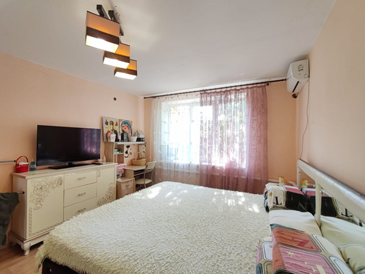 Продам дом, Заводская ул, 1, Великовечное с, 0 км от города