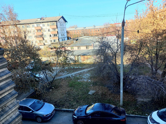 Продам трехкомнатную (3-комн.) квартиру, Трилиссера ул, 106, Иркутск г