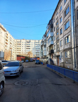 Продам трехкомнатную (3-комн.) квартиру, Трилиссера ул, 106, Иркутск г