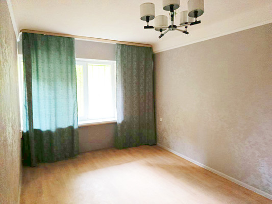 Продам однокомнатную (1-комн.) квартиру, Крымских Партизан ул, 17, Симферополь г