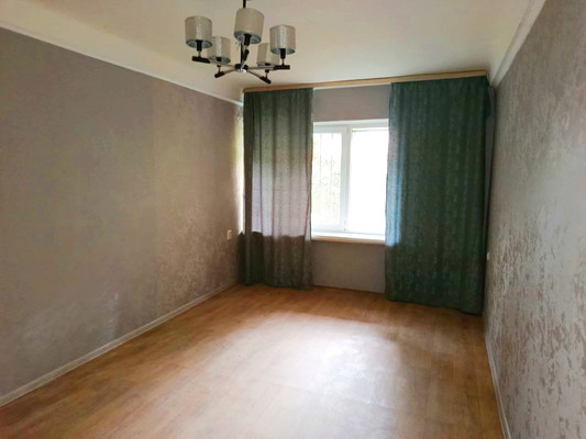 Продам однокомнатную (1-комн.) квартиру, Крымских Партизан ул, 17, Симферополь г