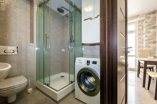 Продам однокомнатную (1-комн.) квартиру, Балаклавская ул, 135, Симферополь г