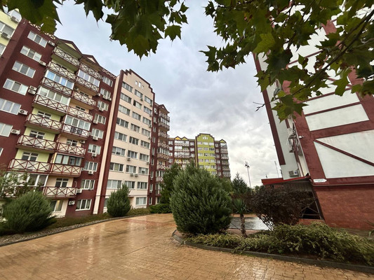 Продам однокомнатную (1-комн.) квартиру, Балаклавская ул, 135, Симферополь г