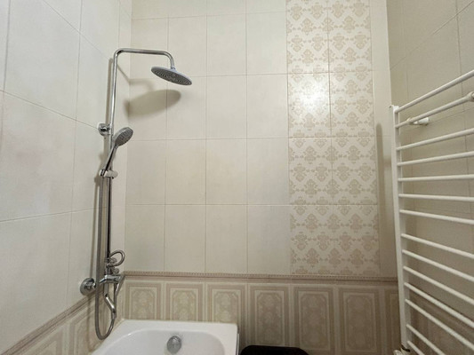 Продам однокомнатную (1-комн.) квартиру, Ковыльная ул, 94, Симферополь г