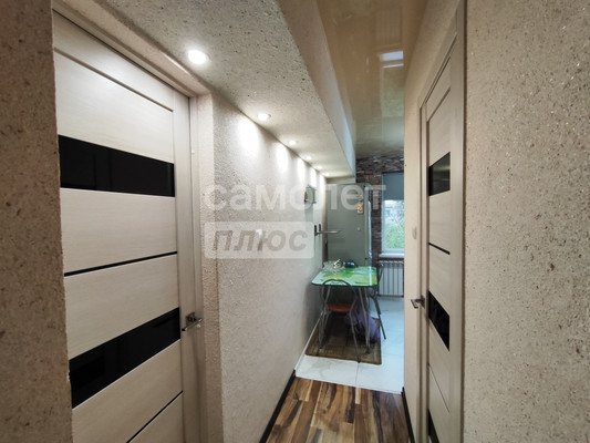 Продам двухкомнатную (2-комн.) квартиру, Зеленая ул, 11, Целинный п