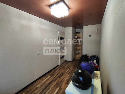 Продам двухкомнатную (2-комн.) квартиру, Зеленая ул, 11, Целинный п