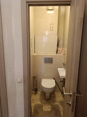 Продам двухкомнатную (2-комн.) квартиру, Варшавское ш, 152, Москва г