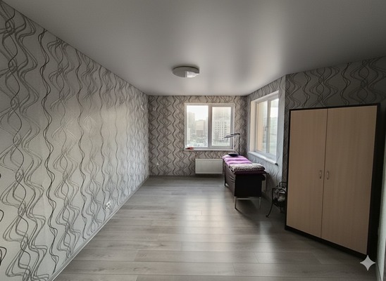 Продам трехкомнатную (3-комн.) квартиру, Крымской весны ул, 4к1, Мирное с