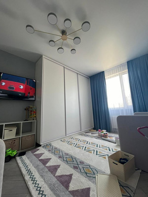 Продам двухкомнатную (2-комн.) квартиру, Мраморный пер, 2, Симферополь г