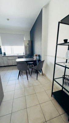 Продам трехкомнатную (3-комн.) квартиру, Западный квартал (Купелинка мкр) ул, 5к2, Сапроново д