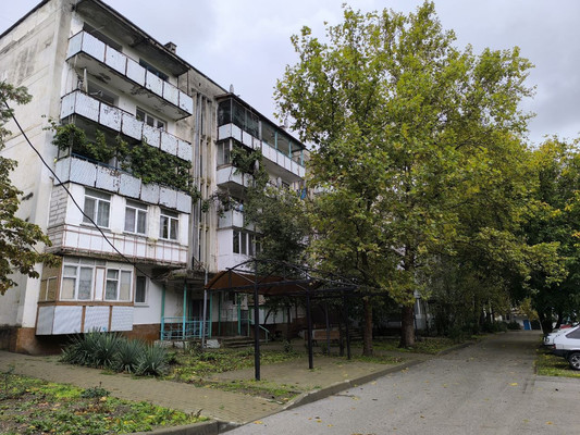 Продам двухкомнатную (2-комн.) квартиру, Садовая ул, 6, Верхоречье с